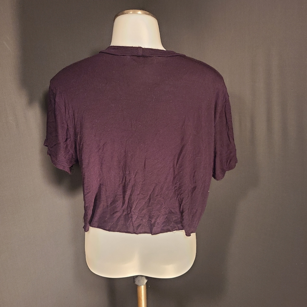 Fashion Nova distressed “Savage 1986 ” crop top - Picture 6 of 6